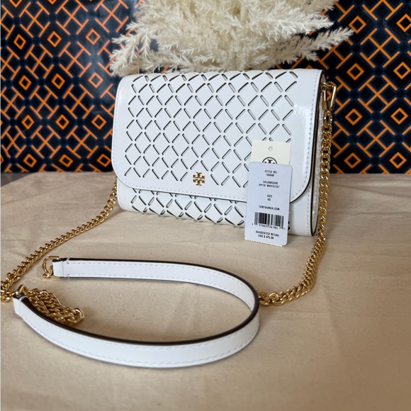 Tory Burch Handbags - New Tory Burch Emerson Perforated Chain Wallet Crossbody Optic white